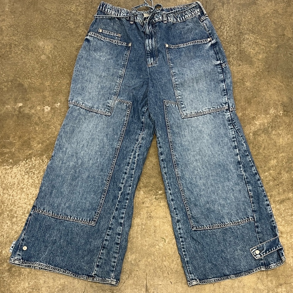 We The Free CRVY Outlaw
Wide Leg Jeans size XL